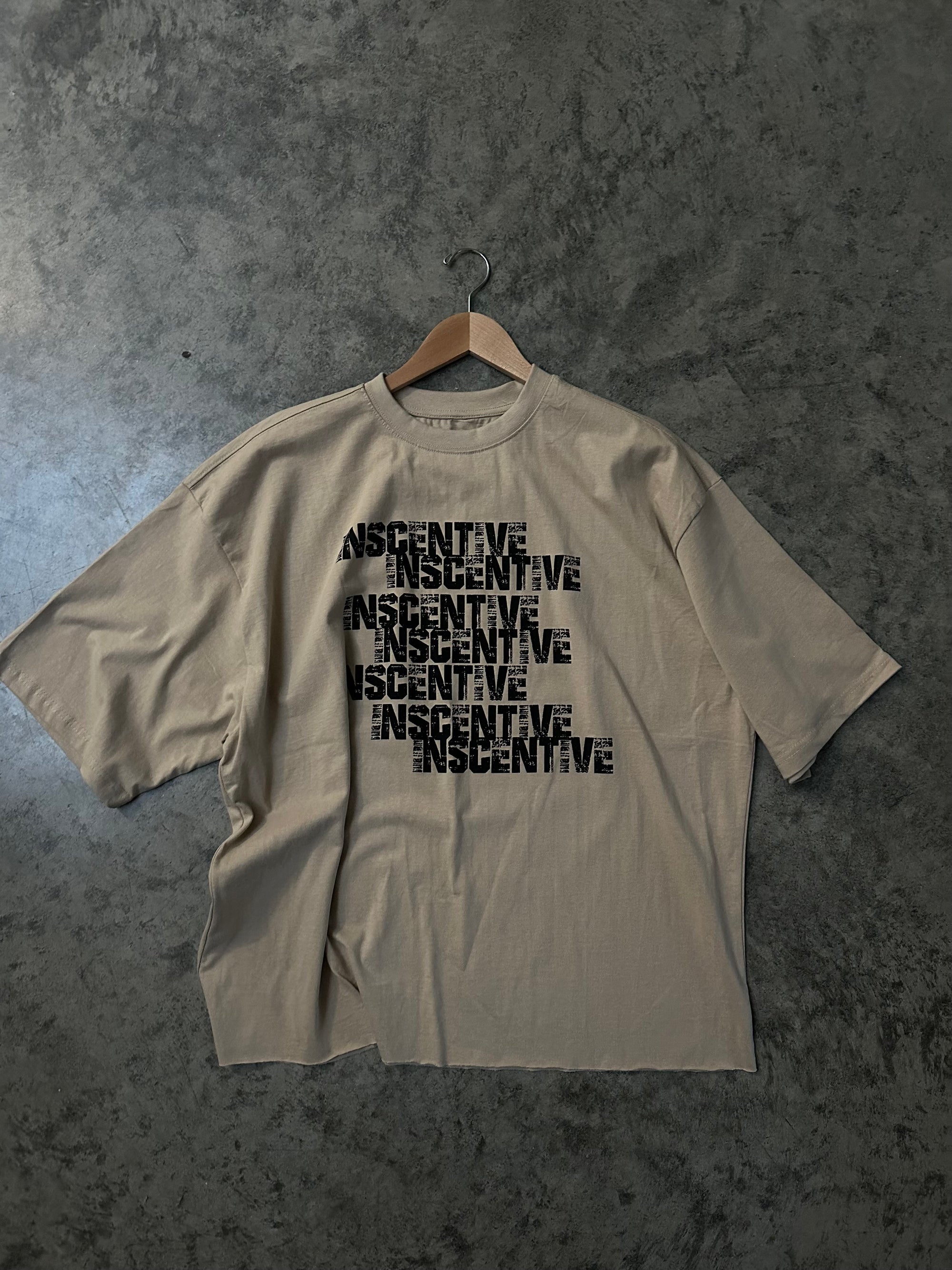 VINTAGE INSCENTIVE LOGO TEE