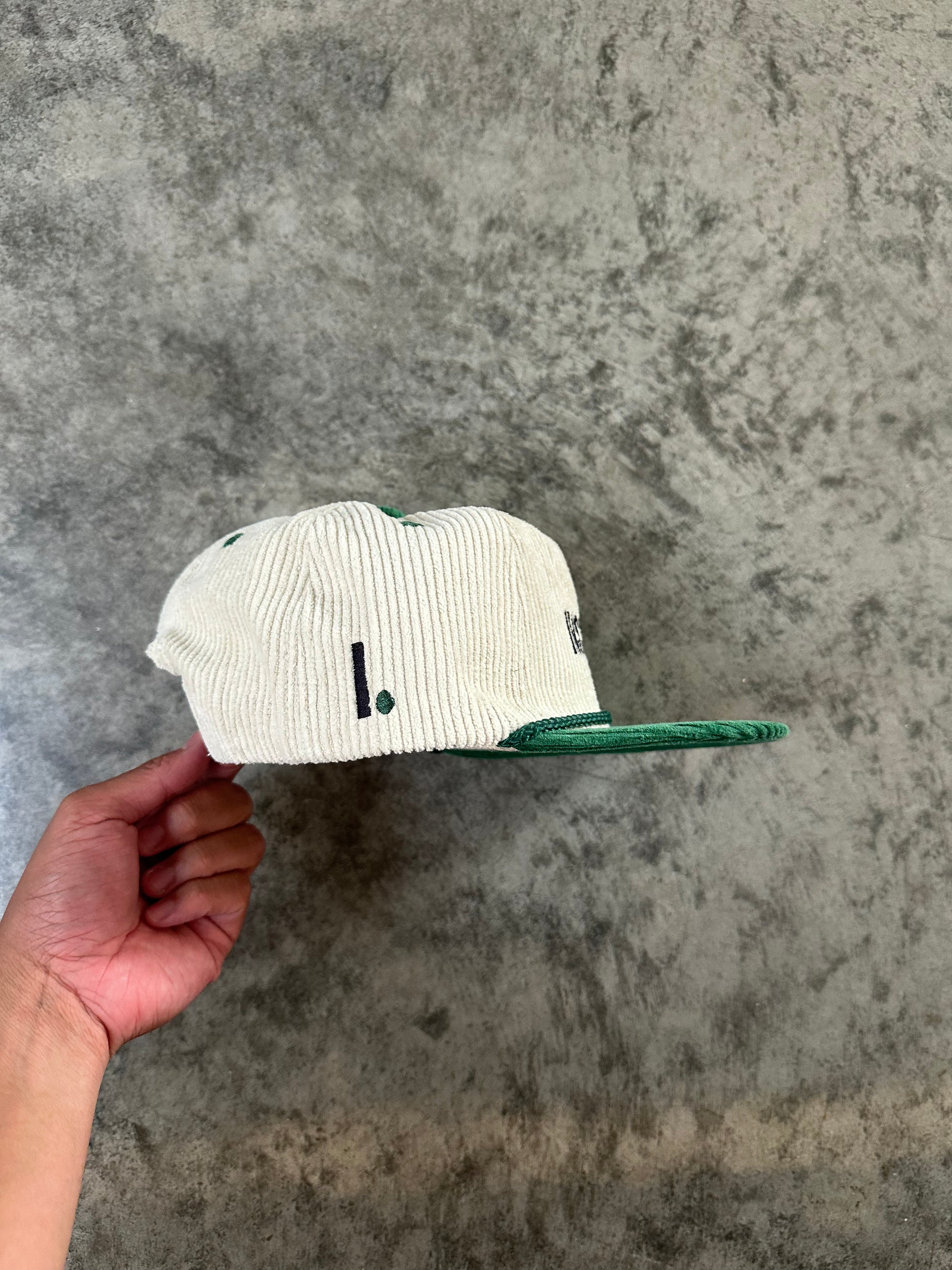 VINTAGE GREEN & CRÈME CORDUROY CAP